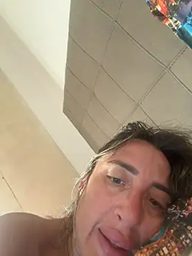 Snapshot of casalinga88 chatting on June 17, 5:51 am casalinga88 online show from June 17, 5:51 am