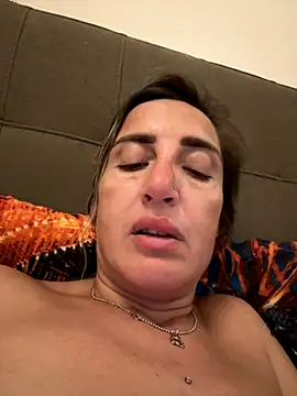 Snapshot of casalinga88 chatting on October 8, 11:49 pm casalinga88 online show from October 8, 11:49 pm