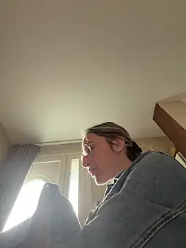 casalinga88 online show from March 20, 7:20 am