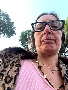 Snapshot of casalinga88 chatting on November 7, 7:24 am casalinga88 online show from November 7, 7:24 am