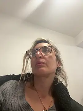Snapshot of casalinga88 chatting on March 20, 4:42 pm casalinga88 online show from March 20, 4:42 pm