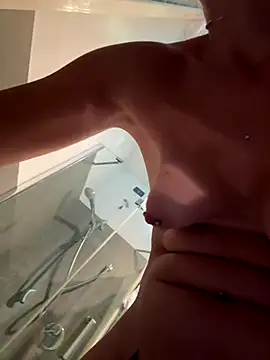 Snapshot of casalinga88 chatting on October 19, 6:27 am casalinga88 online show from October 19, 6:27 am