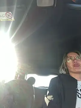 casalinga88 online show from April 4, 6:53 am