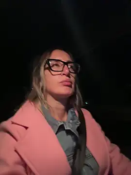 Snapshot of casalinga88 chatting on October 27, 7:15 pm casalinga88 online show from October 27, 7:15 pm