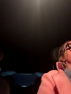 Snapshot of casalinga88 chatting on October 25, 9:15 pm casalinga88 online show from October 25, 9:15 pm