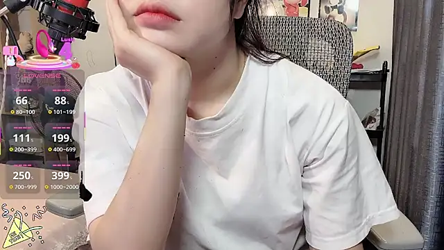 Snapshot of Berrysweet_68 chatting on September 24, 4:57 pm Berrysweet 68 online show from September 24, 4:57 pm