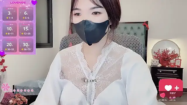 Berrysweet 68 online show from March 30, 2:29 pm