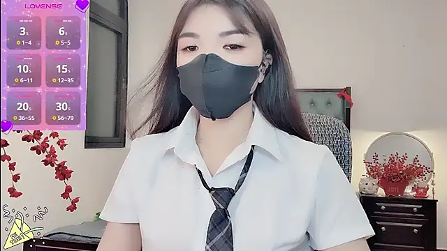 Berrysweet 68 online show from March 25, 2:05 pm