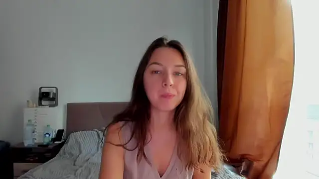 Snapshot of Adela_Vetta chatting on October 13, 9:00 am Adela Vetta online show from October 13, 9:00 am