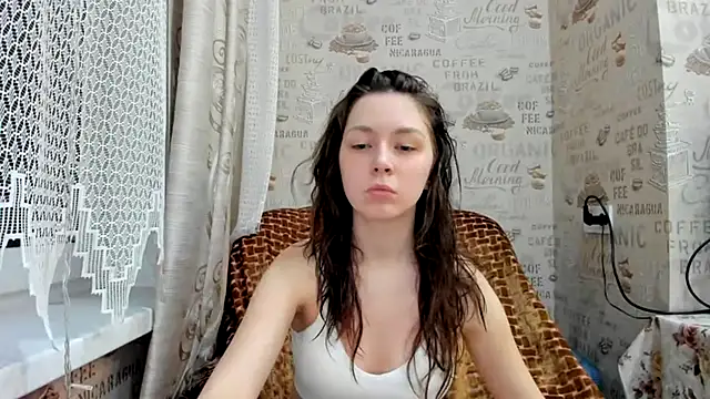 Snapshot of Adela_Vetta chatting on March 7, 7:38 pm Adela Vetta online show from March 7, 7:38 pm