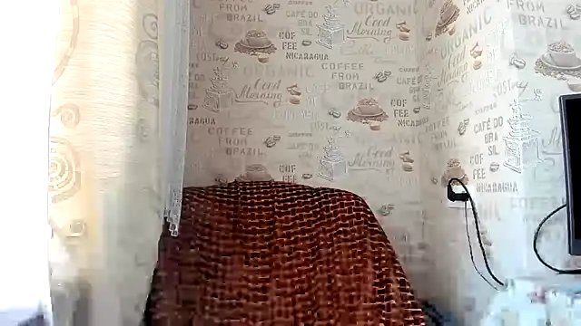 Snapshot of Adela_Vetta chatting on March 16, 1:27 pm Adela Vetta online show from March 16, 1:27 pm
