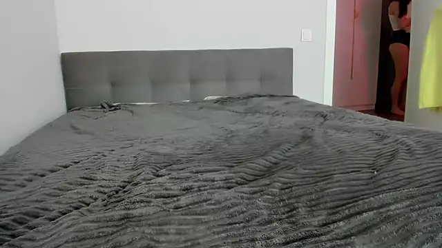 Adela Vetta online show from March 24, 8:14 am