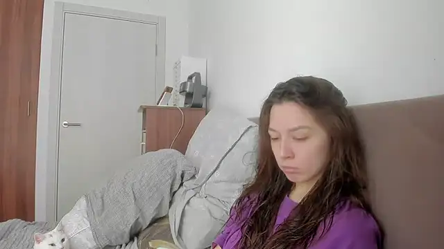 Adela Vetta online show from February 25, 7:41 am