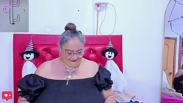 Snapshot of BBW_salome chatting on September 30, 8:59 pm BBW salome online show from September 30, 8:59 pm