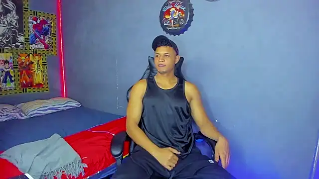 Snapshot of jlca_black_x chatting on December 11, 3:58 pm jlca black x online show from December 11, 3:58 pm