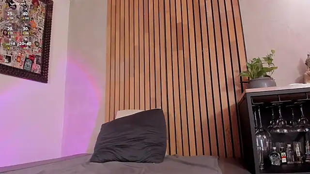 honeyhot69   online show from March 18, 12:19 pm