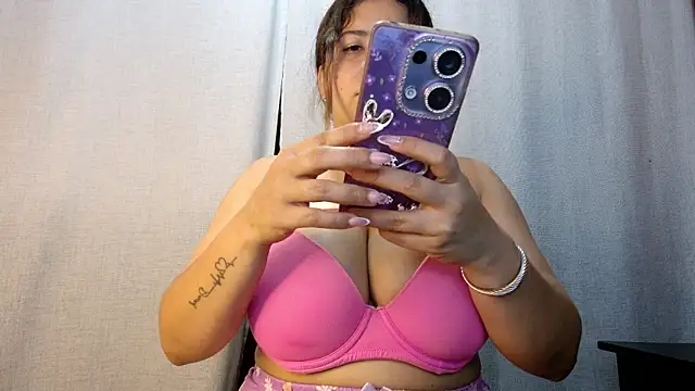 tara rios online show from March 26, 11:46 pm