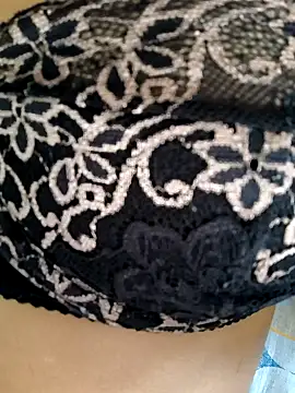 Snapshot of fernandasweet chatting on January 23, 8:13 pm fernandasweet online show from January 23, 8:13 pm