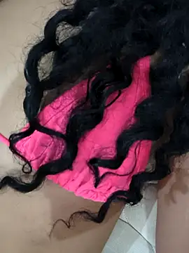 Snapshot of fernandasweet chatting on February 17, 3:15 am fernandasweet online show from February 17, 3:15 am