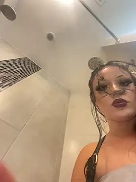 tatted-bitty online show from October 1, 2:49 am