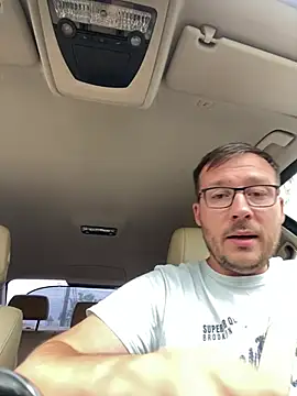 Snapshot of ionut9879 chatting on June 24, 11:31 am ionut9879 online show from June 24, 11:31 am