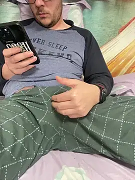 ionut9879 online show from February 11, 12:49 pm