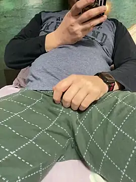 ionut9879 online show from February 12, 1:00 pm