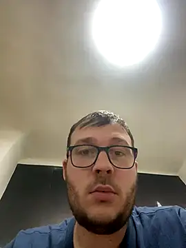 ionut9879 online show from November 27, 11:54 am