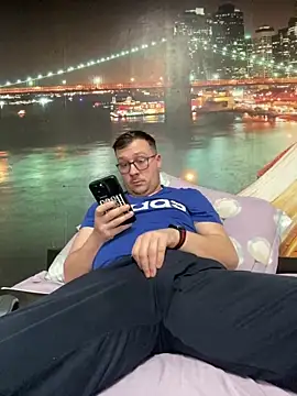 ionut9879 online show from February 26, 12:16 pm