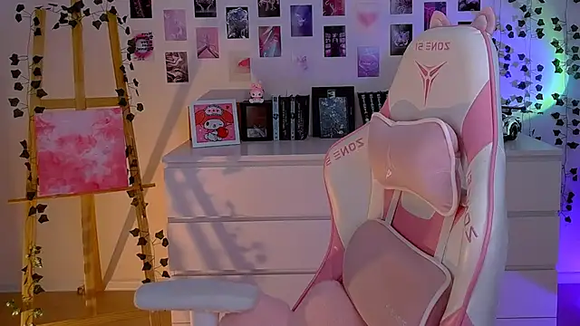 AliceCharmy online show from January 31, 11:13 am