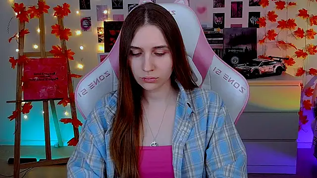 AliceCharmy online show from November 17, 8:07 am