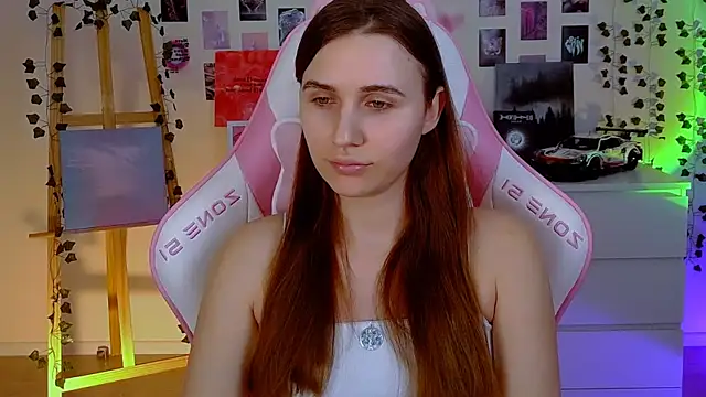 AliceCharmy online show from February 18, 7:09 pm