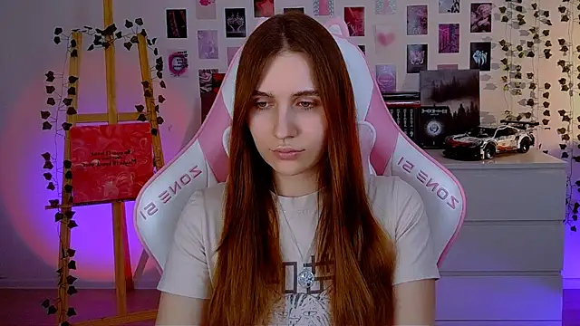 AliceCharmy online show from March 18, 6:39 pm