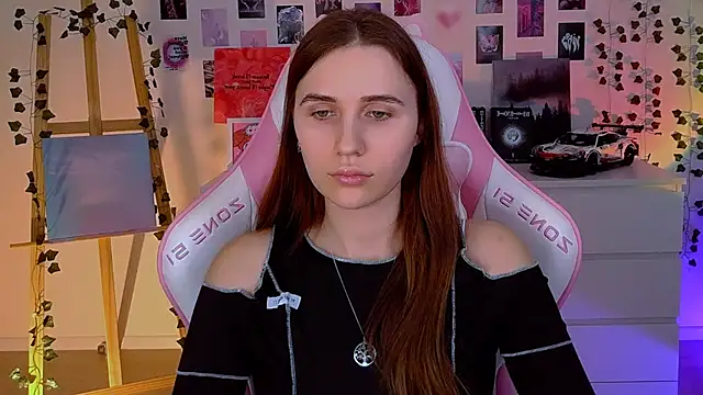 AliceCharmy online show from February 13, 4:50 pm