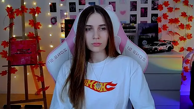 AliceCharmy online show from November 7, 7:35 am