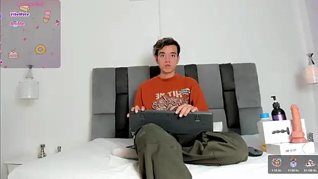 Snapshot of bunny_maxi chatting on March 19, 3:40 pm bunny maxi online show from March 19, 3:40 pm