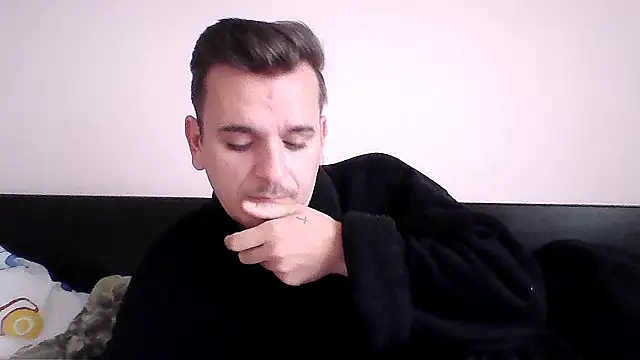 Huge cock22cm online show from October 6, 7:31 am