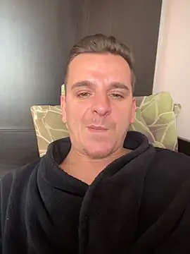 Huge cock22cm online show from April 7, 12:18 pm