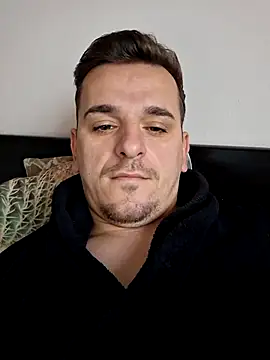 Huge cock22cm online show from December 14, 9:26 am