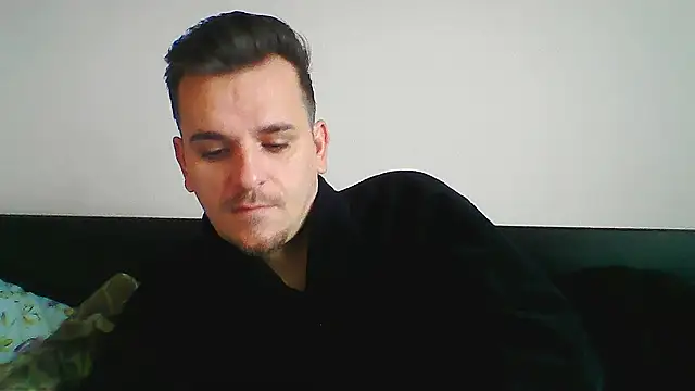 Huge cock22cm online show from October 26, 7:42 am