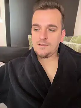 Huge cock22cm online show from May 2, 7:35 am