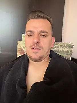 Huge cock22cm online show from May 30, 7:47 am