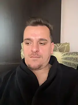 Huge cock22cm online show from March 31, 8:38 am