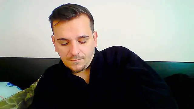 Huge cock22cm online show from December 16, 8:18 am