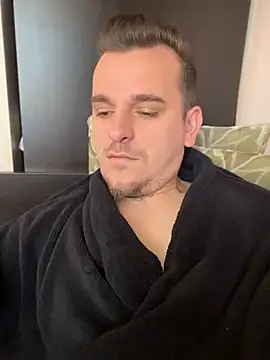 Huge cock22cm online show from May 5, 7:33 am