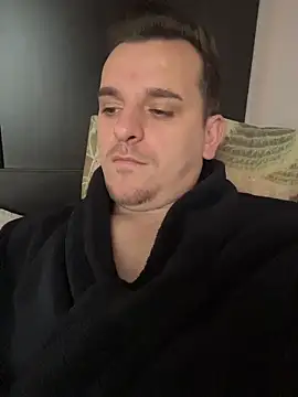 Huge cock22cm online show from February 25, 8:03 am