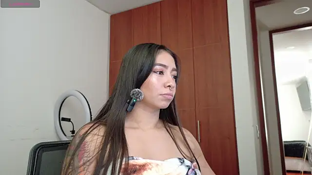 megan bluee23 online show from January 9, 7:21 pm