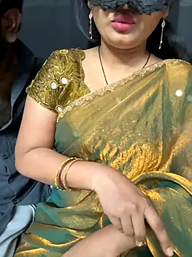 Snapshot of Magical-Couple-telugu chatting on September 20, 1:05 pm Magical-Couple-telugu online show from September 20, 1:05 pm