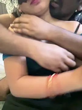 Snapshot of Magical-Couple-telugu chatting on January 5, 2:41 pm Magical-Couple-telugu online show from January 5, 2:41 pm