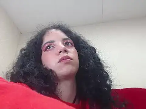 EmmaCowperr online show from February 18, 5:31 pm